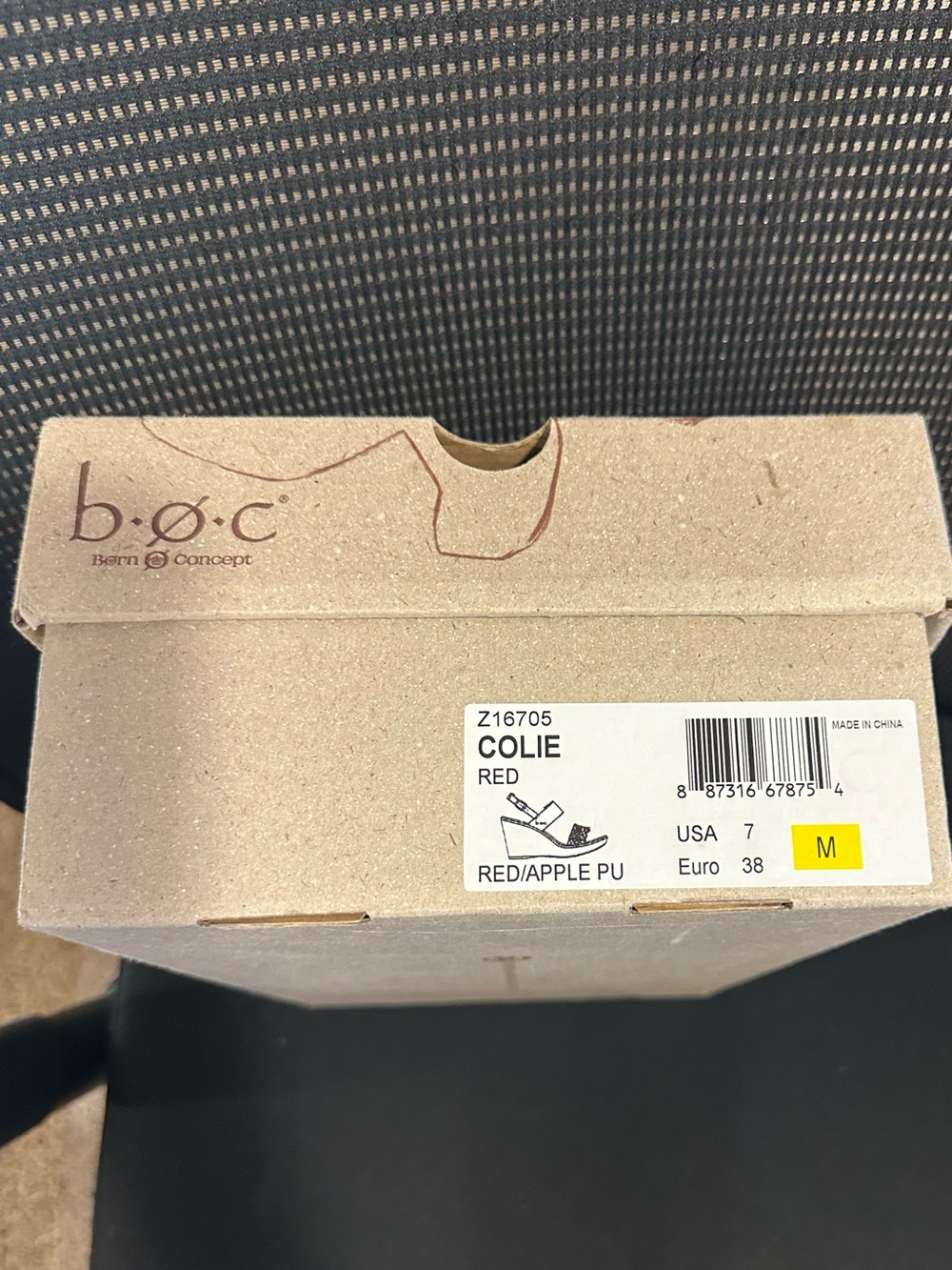 b.o.c. Red Braided Front-Strap Wedge Sandals 7M EUC - Picture 4 of 4